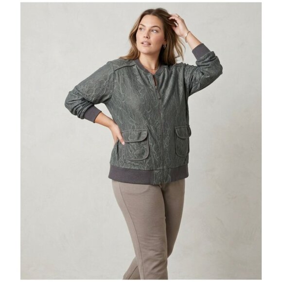 evy's tree Jackets & Blazers - EVY'S TREE The Fiona Lace Gray Zip Front Bomber Style Long Sleeve Jacket 1X
